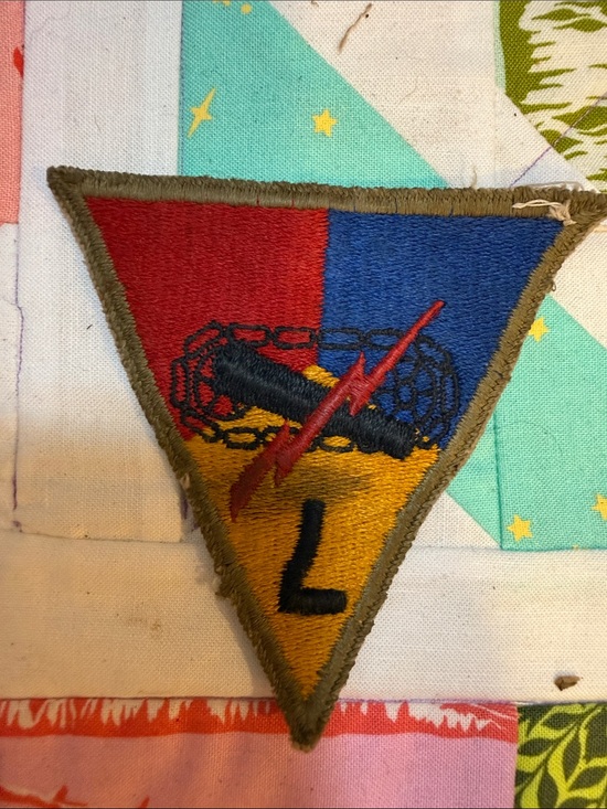 Other - Us army ww2 armored division shoulder patch